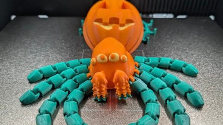 Print a Halloween Pumpkin Spider With a Web That Actually Retracts