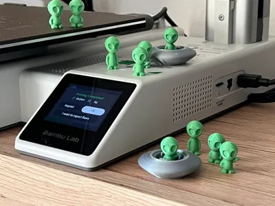 Little Alien Visitors Sci-Fi Figurines