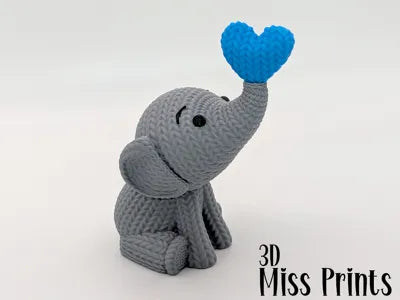 Knitted Elephant Blowing Heart Cute Decor – Figurine