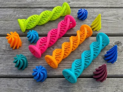 Impossible Passthrough Triple Helix Fidget Brain Teaser